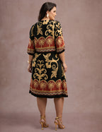Vestido Midi Barrado Manga 3/4 Preto