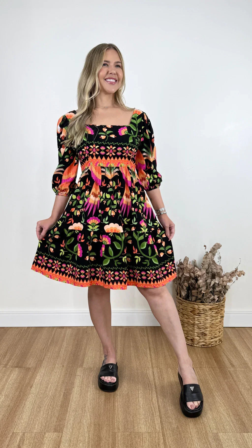 VESTIDO ADELIA FARM (VÁRIAS CORES DISPONÍVEIS)