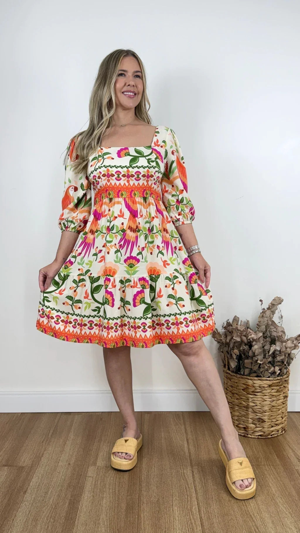 VESTIDO ADELIA FARM (VÁRIAS CORES DISPONÍVEIS)