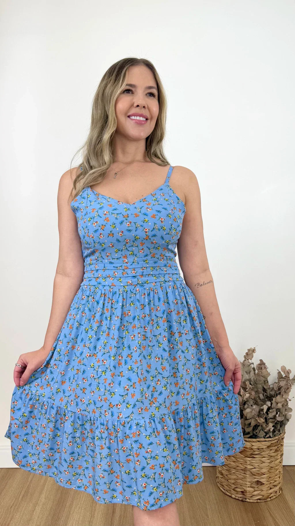 VESTIDO CURTO AMANDA LIBERTY (VÁRIAS CORES DISPONÍVEIS)